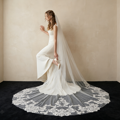 Soft tulle cathedral wedding veil vintage royal style