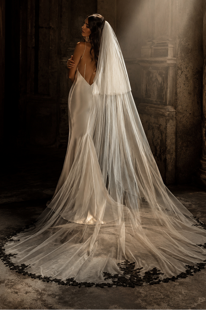 Raven Lace Cathedral Wedding Veil