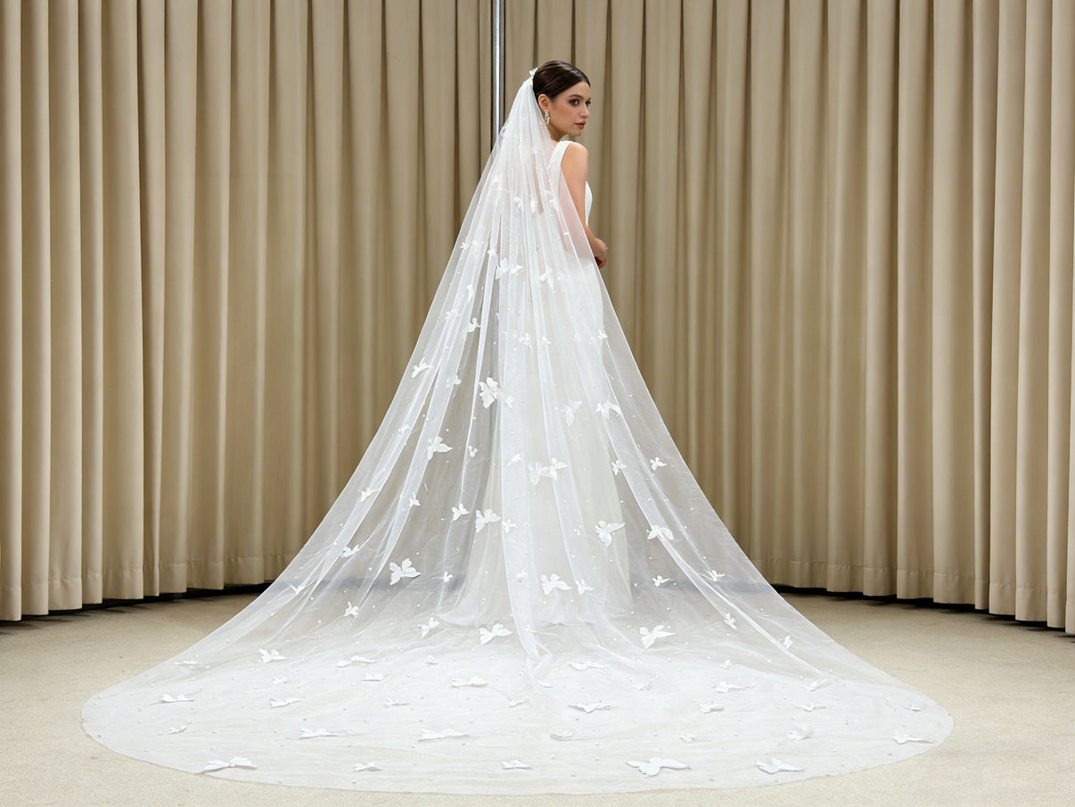 Romantic Butterfly Pearl Cathedral Wedding Veil with Comb 
