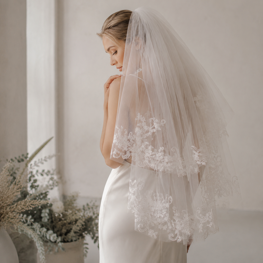 Elysian French Lace Two-Tier Short Wedding Veil